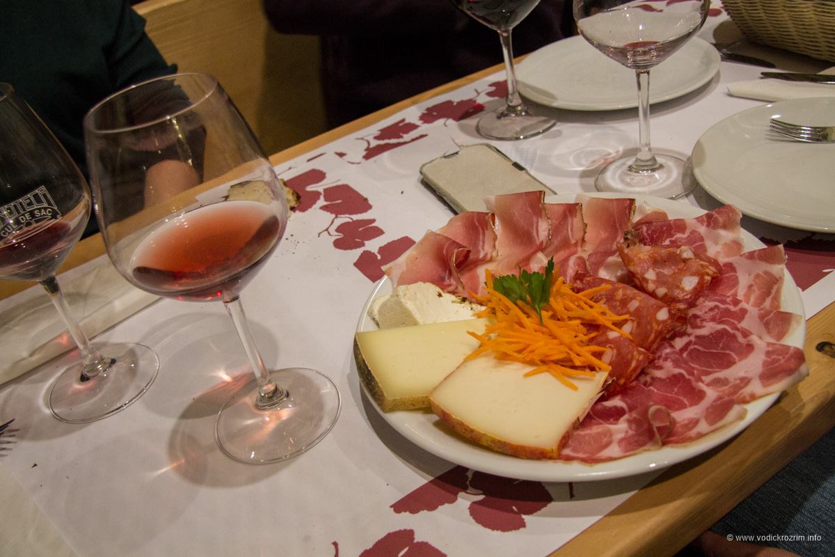 Trastevere je poznat po odličnoj eno-gastronomskoj ponudi (foto: vodič kroz Rim)